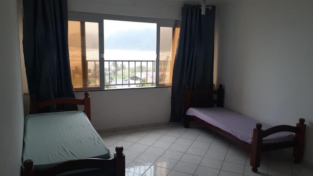 Apartamento Frente A Praia Peruíbe Екстериор снимка