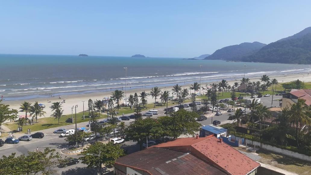 Apartamento Frente A Praia Peruíbe Екстериор снимка